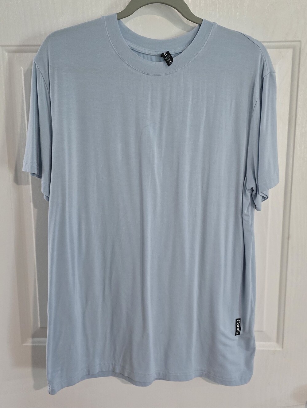COMFRT Light Blue Essential Tee Shirt Men’s Size M